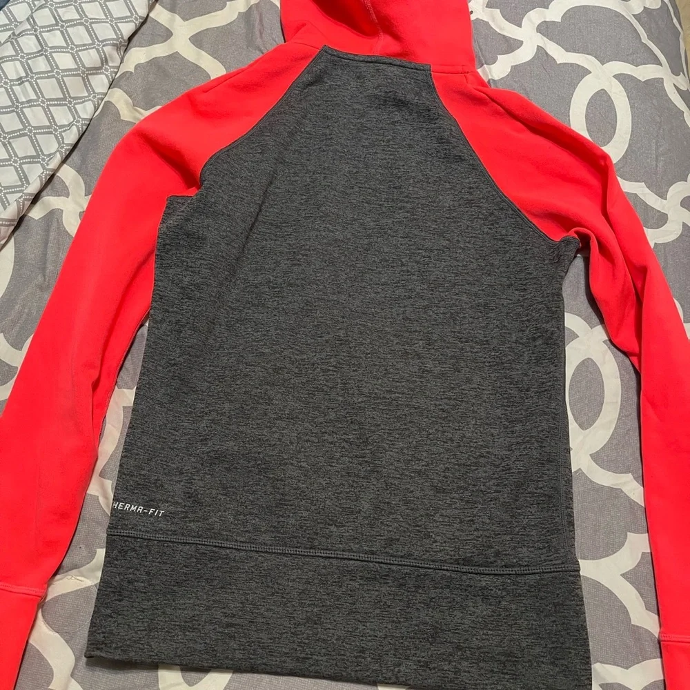 Nike therma fit hoodie - Picture 5 of 5